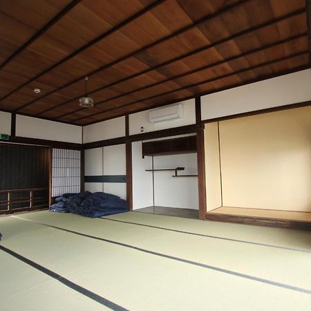 Onomichi Guest House Miharashi-Tei Экстерьер фото