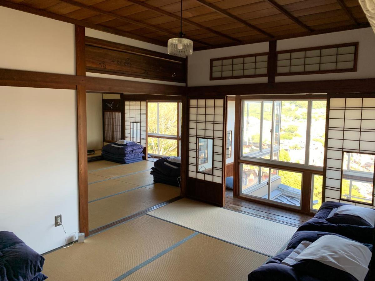 Onomichi Guest House Miharashi-Tei Экстерьер фото