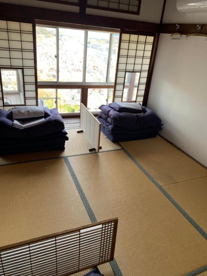 Onomichi Guest House Miharashi-Tei Экстерьер фото