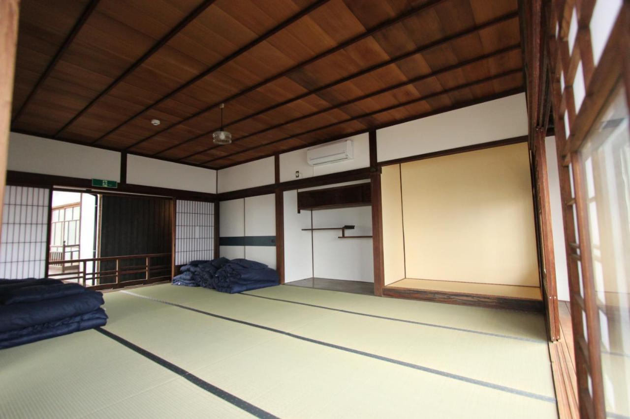 Onomichi Guest House Miharashi-Tei Экстерьер фото