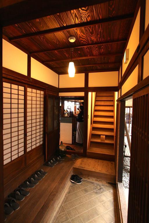 Onomichi Guest House Miharashi-Tei Экстерьер фото