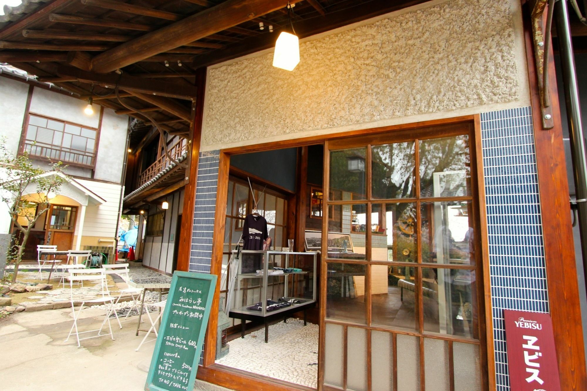 Onomichi Guest House Miharashi-Tei Экстерьер фото